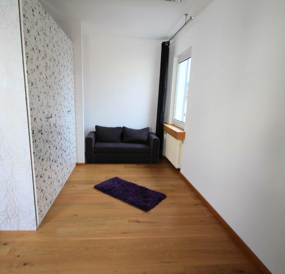 Apartment Domblick! Wunderschone In Der City Cologne